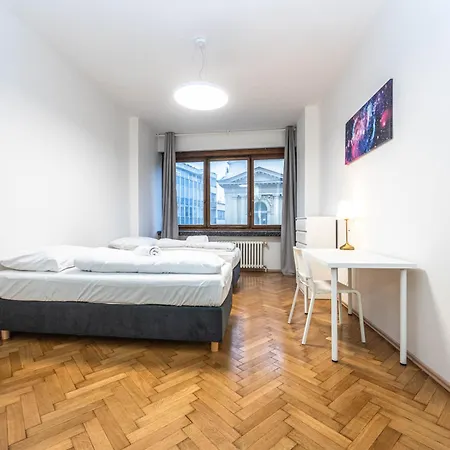 Appartement Stepanska 36 *