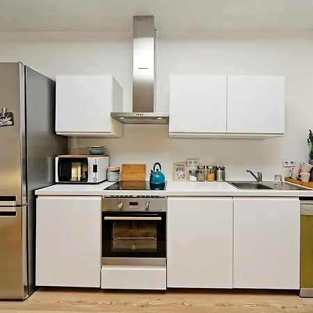 Stepanska 36 Apartment *