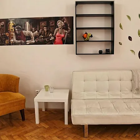 Stepanska 36 Apartment *