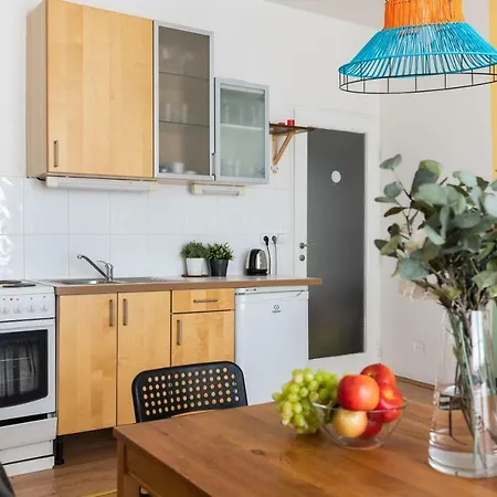 Stepanska 36 Apartment *