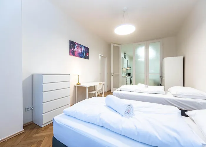 Appartement Stepanska 36