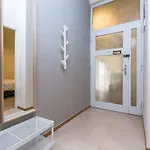 Appartement Stepanska 36 *