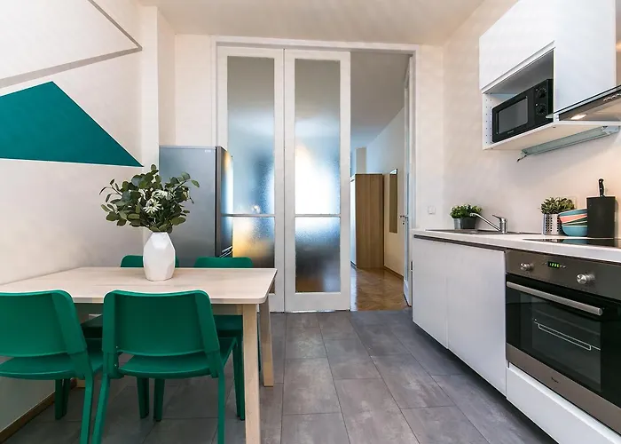 Stepanska 36 Апартаменты *